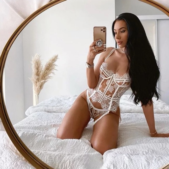 White Eyelash Lace 2Pc Garter Lingerie Set - Picture 2 of 11